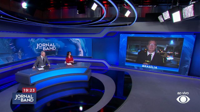 Bolsonaro descumpriu medidas cautelares ao participar de protesto através de redes sociais, diz decisão de Moraes