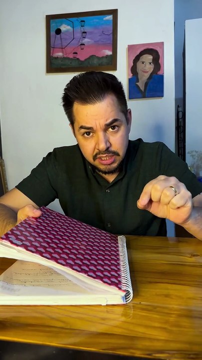 VÍDEO: pai denuncia questão de matemática que cita 'preservativos e relações sexuais' em caderno da filha em MT