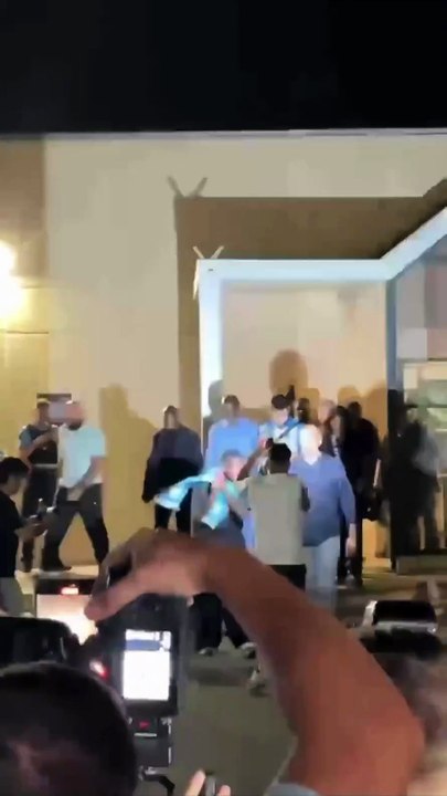 Pressenti pour signer à l'OM, Timothy Weah est arrivé ce mardi soir à Marseille, accompagné de son père George - Foot - Transferts - OM