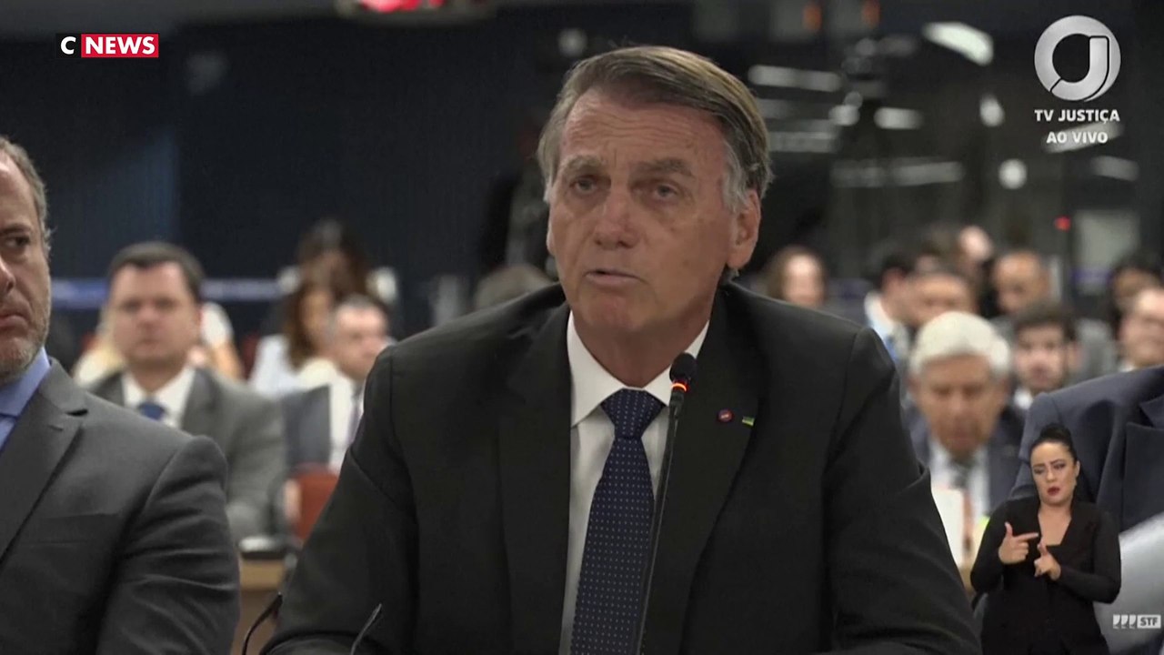 L'ancien président brésilien Jair Bolsonaro assigné à résidence