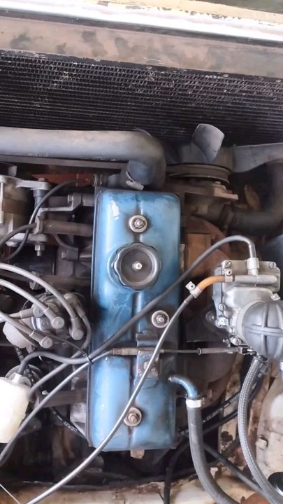 Cold start in a 51 years old engine 7°C degrees - Ford Corcel 74 with a Renault 1.4 engine #classic