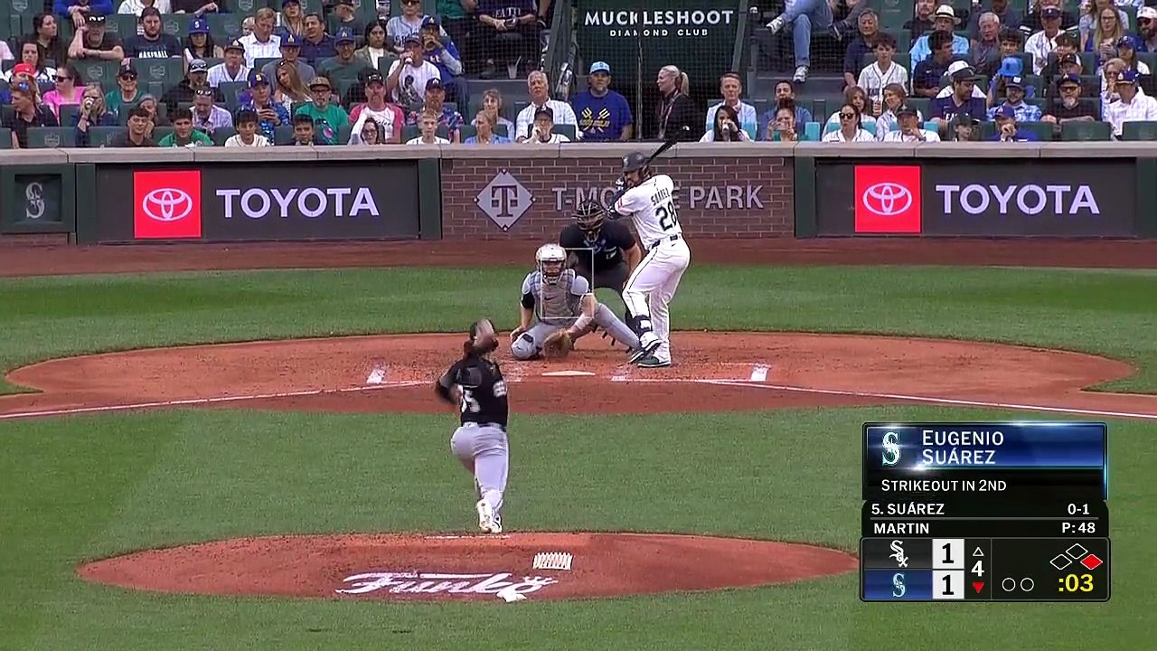 Eugenio Suárez conecta su primer jonrón con Seattle