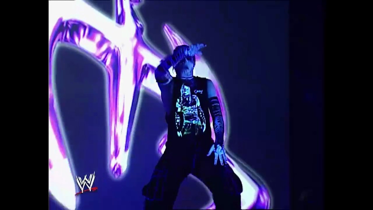 10.21.2002 WWE RAW Jeff Hardy vs Chris Nowinski