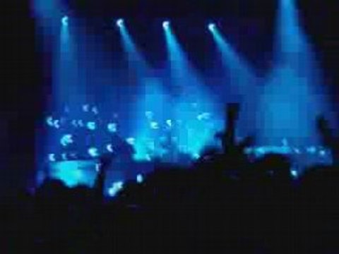 Concert 16 avril mix vidéo peuple de l'herbe birdy nam nam