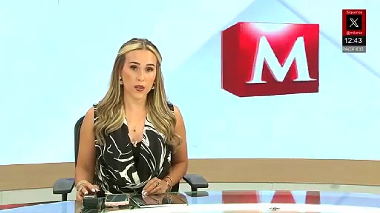 Nuevos zapatos escolares para niños de primarias públicas en Puebla