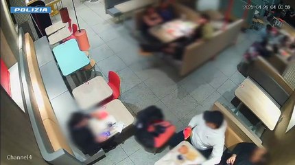 Picchiati perchè omosessuali, la brutale aggressione in un fast food di Catania