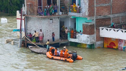 यूपी से बिहार तक बाढ़-बारिश से हाहाकार, अयोध्या में भी मंडरा रहा खतरा!