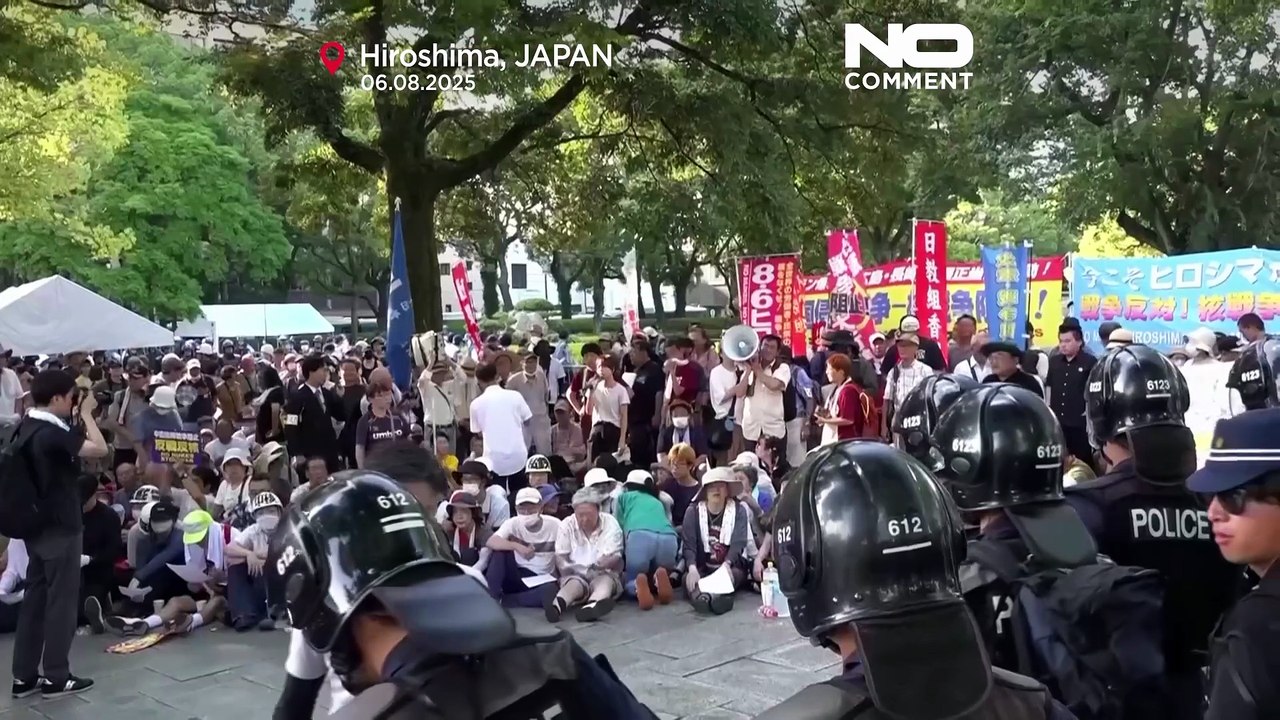 Hiroşima'daki törende yüzlerce kişi nükleer silahları protesto etti