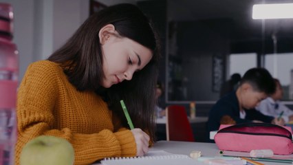 Scuola, via libera all'assunzione di 49 mila docenti