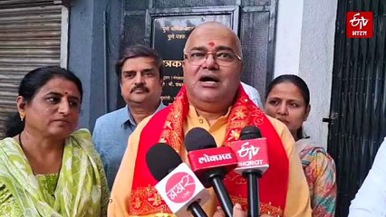 ‘खालिद का शिवाजी’ चित्रपट वादात; ट्रेलरमधील दाव्यांवर महंत सुधीर दास यांचा तीव्र आक्षेप, मुंबईतील कार्यक्रमात निदर्शने