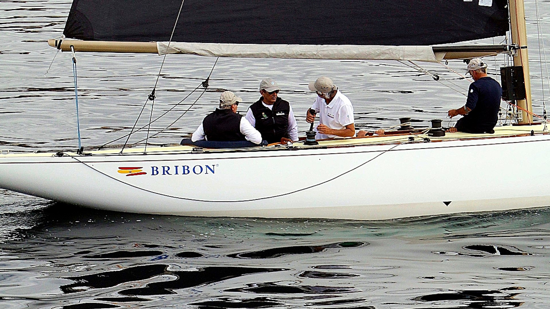 Juan Carlos I liquida su deuda de más de cuatro millones con empresarios para pagar a Hacienda