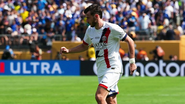 Liverpool cible Bradley Barcola et n’en a pas fini avec son mercato de folie - Foot - Premier League - PSG