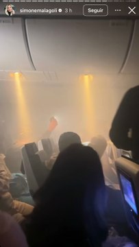 VÍDEO: Carregador de celular explode e causa pânico em voo internacional para Holanda