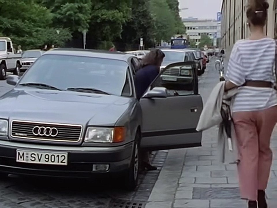 Derrick S20E02 Mann im Regen