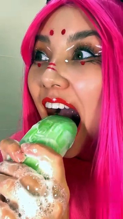 Catch That Soap! 🧼😂 Smart Gadget Saves The Day! #hack