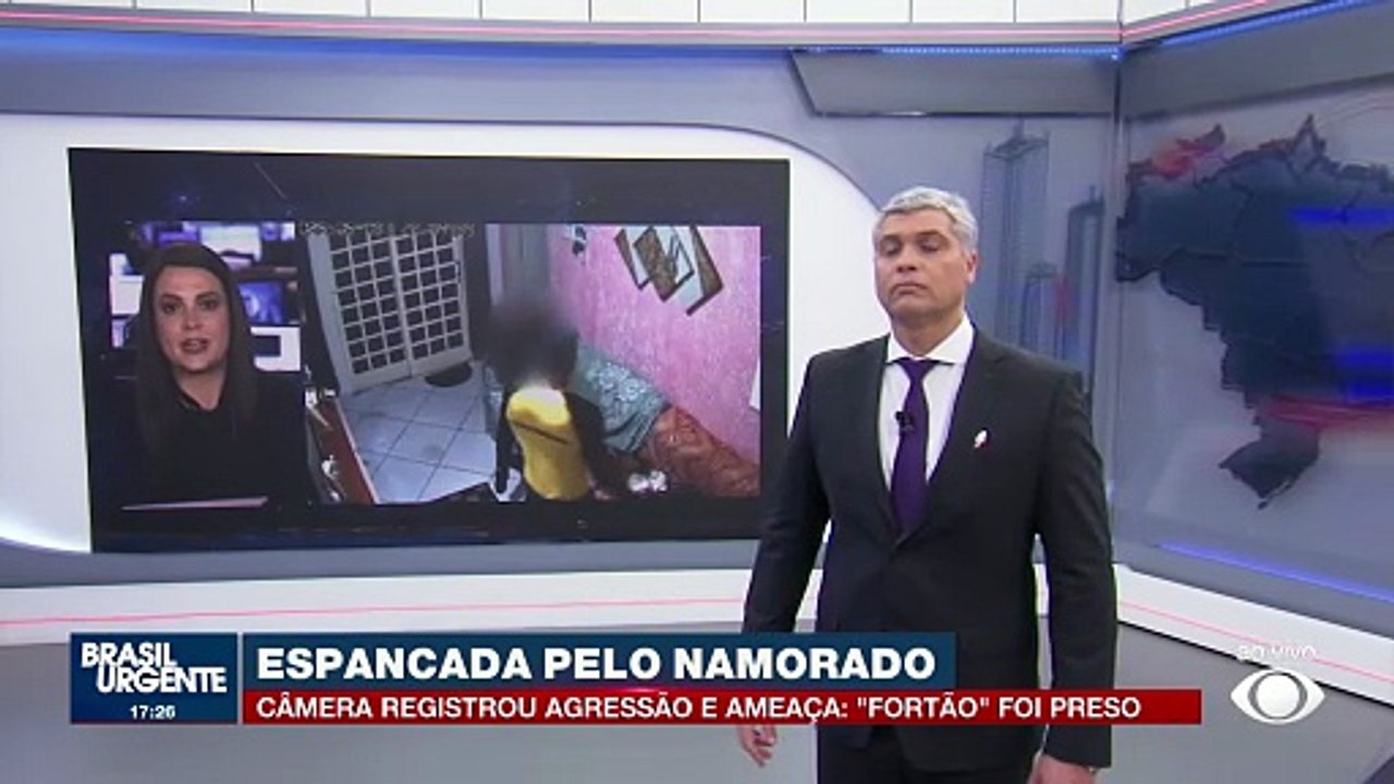 Mulher é agredida por namorado e forçada a toma...