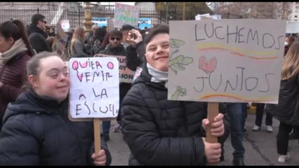 In Argentina protestano i disabili, Milei blocca aumento pensioni