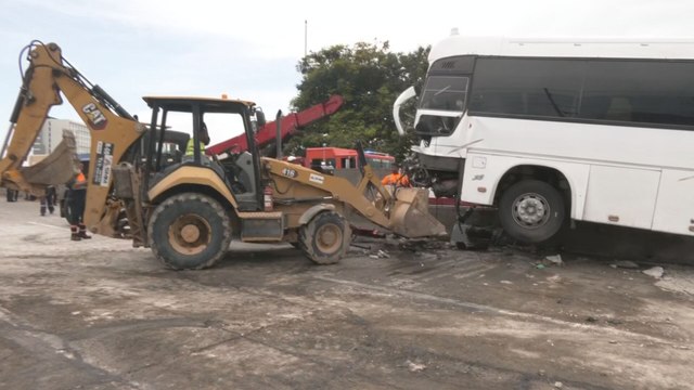 Al menos 28 heridos tras colisión de autobús en Corredor Norte frente a la terminal de Albrook