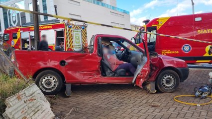 Idosa fica ferida em violento acidente de trânsito no Centro