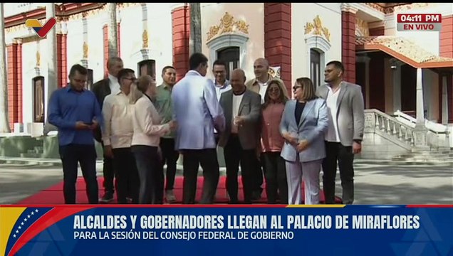 Presidente Maduro recibe a las autoridades estadales previo al Consejo Federal de Gobierno