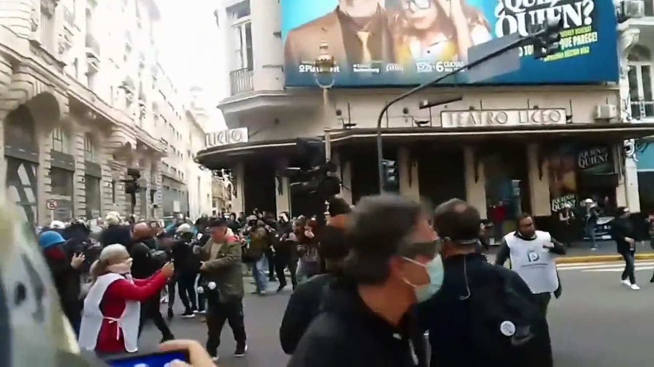 Disturbios en la marcha de jubilados frente al Congreso
