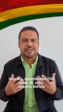 “Bolivia está clamando por un cambio de rumbo, necesitamos unidad para enfrentar desafíos, dice Revilla en el Bicentenario
