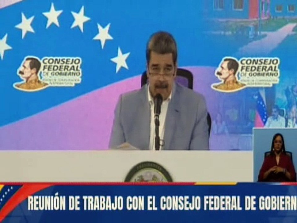 Presidente Maduro: Las salas de autogobierno facilitarán trámites, asesoramiento técnico y legal