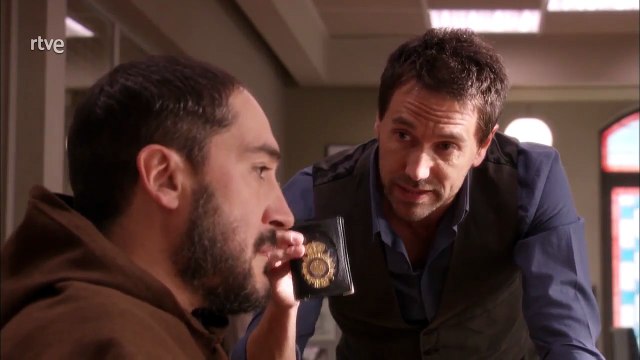 Los Misterios de Laura 2x09 El misterio de la Abadía del crimen