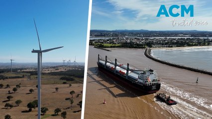 Wind turbine components arrive at Port of Newcastle