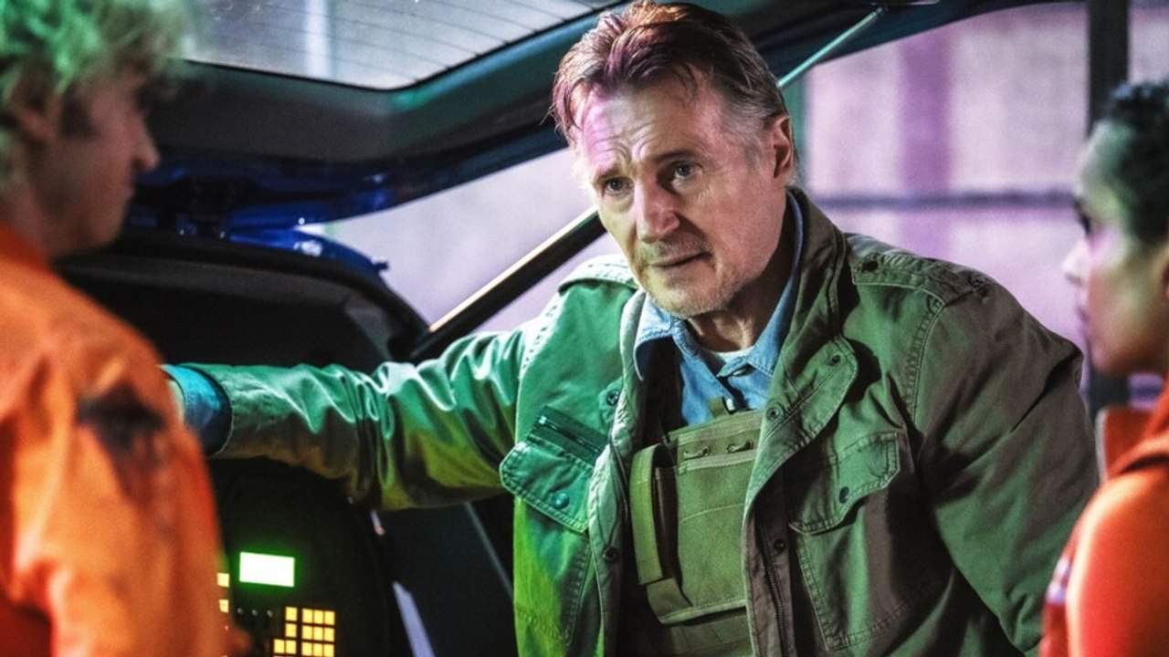 Nach Die nackte Kanone legt sich Liam Neeson mit Pilz-Zombies an und das dürfte Fans von Jurassic Park interessieren