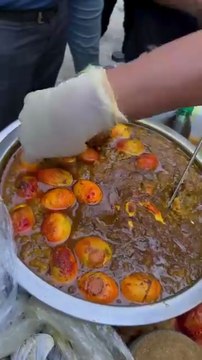 Bengali Street Food Legend – Chicken & Egg Masala Jhal Muri Master