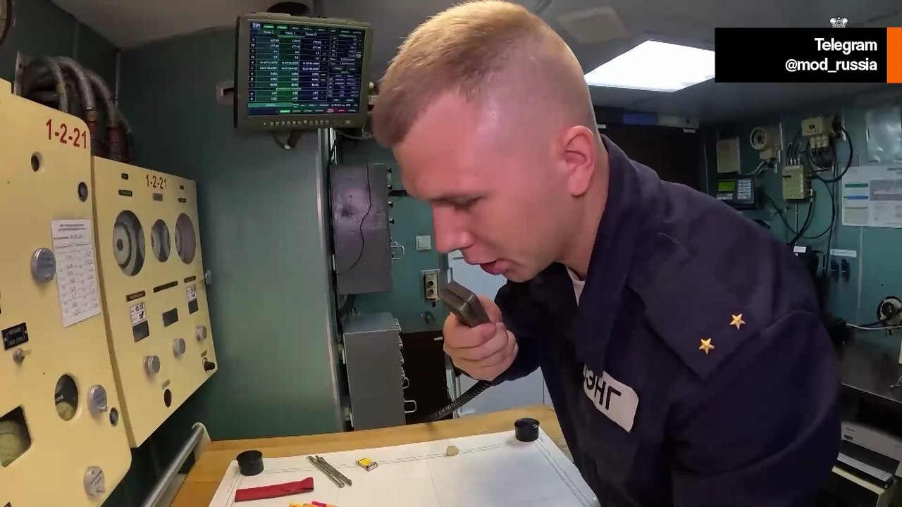 🚨 China und Russland simulieren ECHTEN Seekrieg im Japanischen Meer – 'Feindliches' U-Boot zerstört!