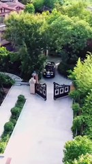 Mansion Bloodbath By 10-Year-Old Girl