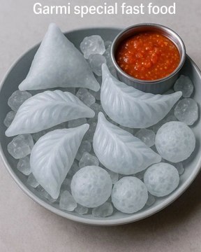 🧊 Garmi ka ultimate jugaad! Presenting: Ice-cold samosa, momos & golgappa – chilled to perfection! ❄️😋