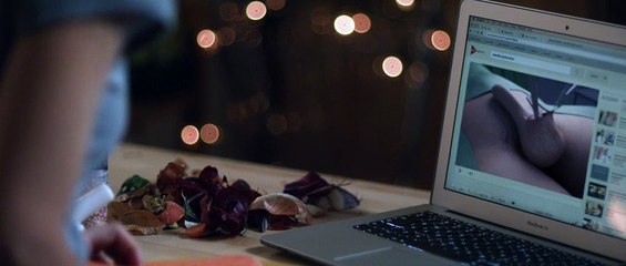 {Swung} 2015 - An unexpected impact on His impotence, She thinks she might have found the solution