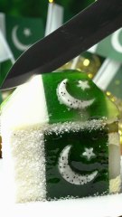 Pakistan Flag House Cake Deep Cut – Sweet  August Tribute 🇵🇰