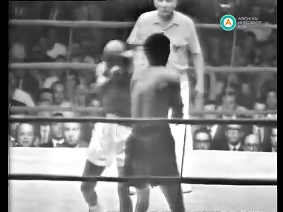Carlos Monzón defiende el título ante Bennie Briscoe