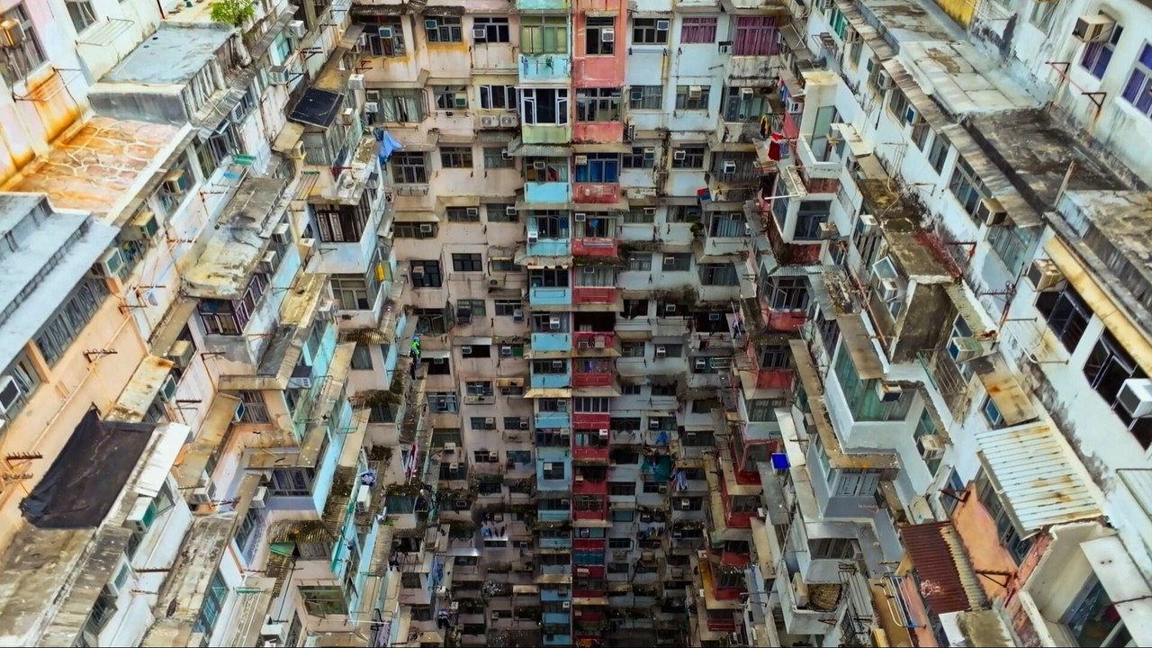 Pisos ataúd: la locura de vivir en 1,5 metros cuadrados