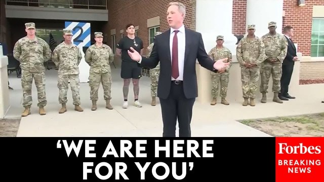 Army Secretary Honors Soldiers Who Helped Subdue Alleged Fort Stewart Shooter