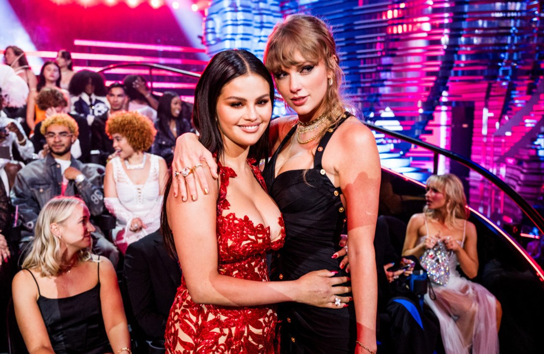 Selena Gomez recalls 'sweet' beginnings of friendship with Taylor Swift