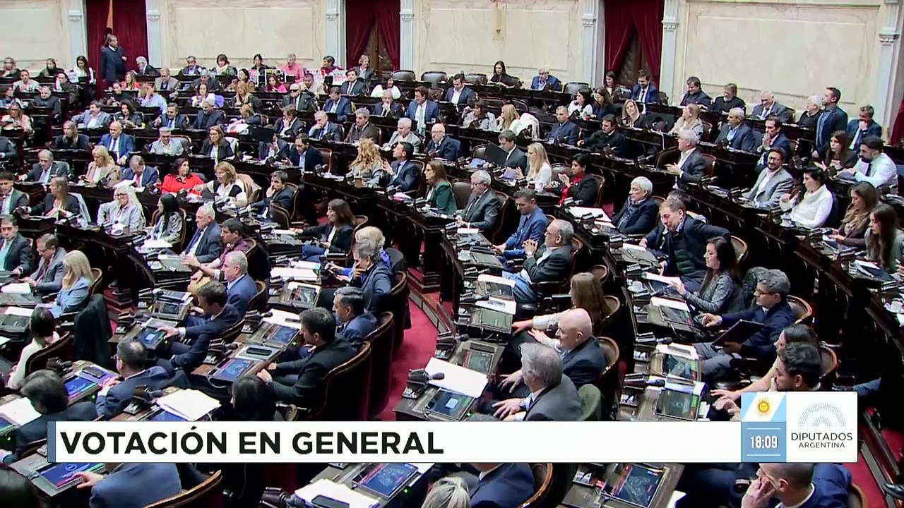 VOTACIÓN en General - Financiamiento Universitario - Sesión 06-08-2025