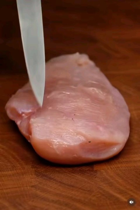 Crispy Chicken steak with creamy cheese sauce#fypageシ #foryourpage #cooking #homecooking #goodfood #snacks  #chickenrecipe #foodlovers #recipe #simplerecipe #crispychicken  #cheese #eating #foodie  #yummyfood #chickensteak #deliciousfood