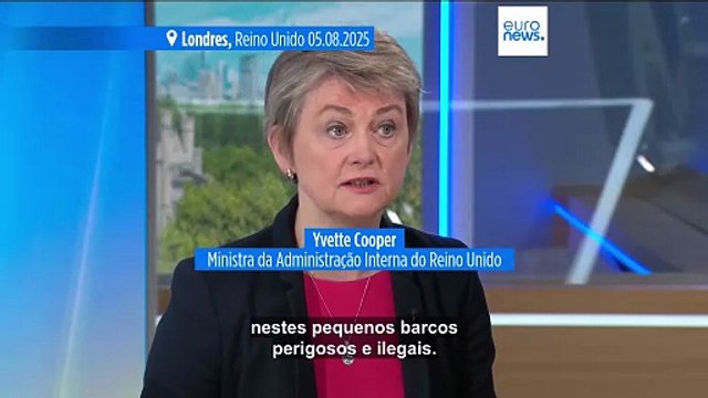 Reino Unido detém primeiros migrantes ao abrigo do novo acordo com França