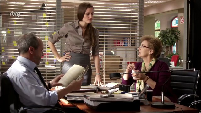 Los Misterios de Laura 2x13 El misterio de los diez desconocidos Parte 2