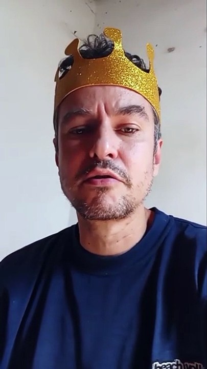 Eu Falo Tudo o que as Pessoas Ocultam.