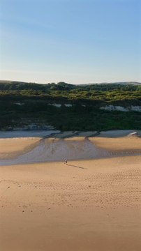 L’Ultra d’Opale en images 🎥Du moins une partie … ⏳Rendez-vous sur YouTube en septembre 📅 🏃 100km d’émotions, de Calais à Berck en passant par Boulogne sur mer ✈️ Plan drone : @bmem0ries 💻 Montage : @studio_brume