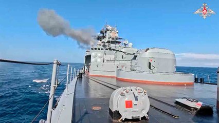Video: Russian and Chinese Navies Conduct Joint Naval Warfare Operation in the Sea of Japan