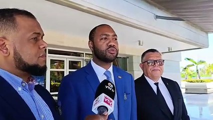 Comunicadores interponen querella por ultraje al Himno Nacional