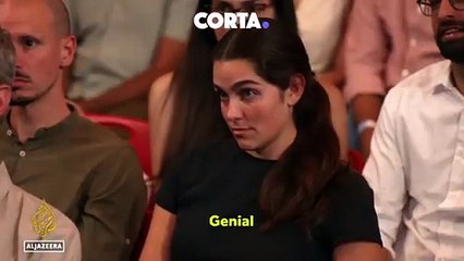 "Así que hay dos posibilidades...o no es muy inteligente o es una especie de corrupto"