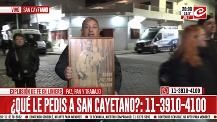 Crónica y San Cayetano firme junto al pueblo.
